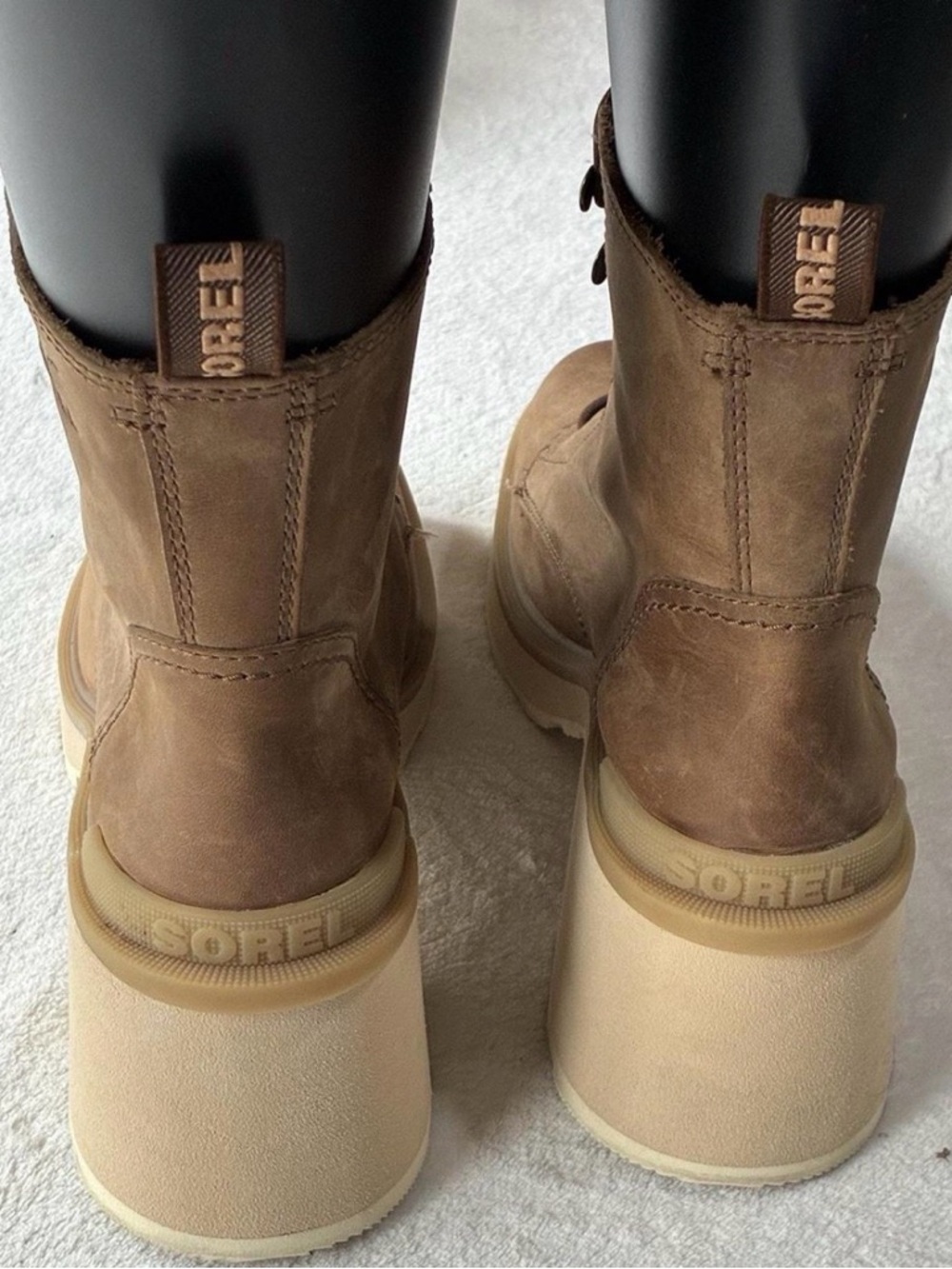 Boho Chic Sorel Hi-Line Heel Lace-Up Coyote Tan Ankle Boots in Women’s Size 8 - Picture 2 of 8